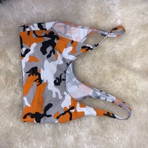 KYLIE JENNER crop top CAMO